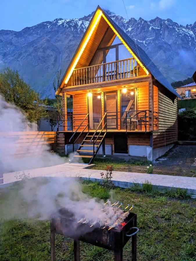 Cottage Caucasus Kazbegi Eksteriør billede